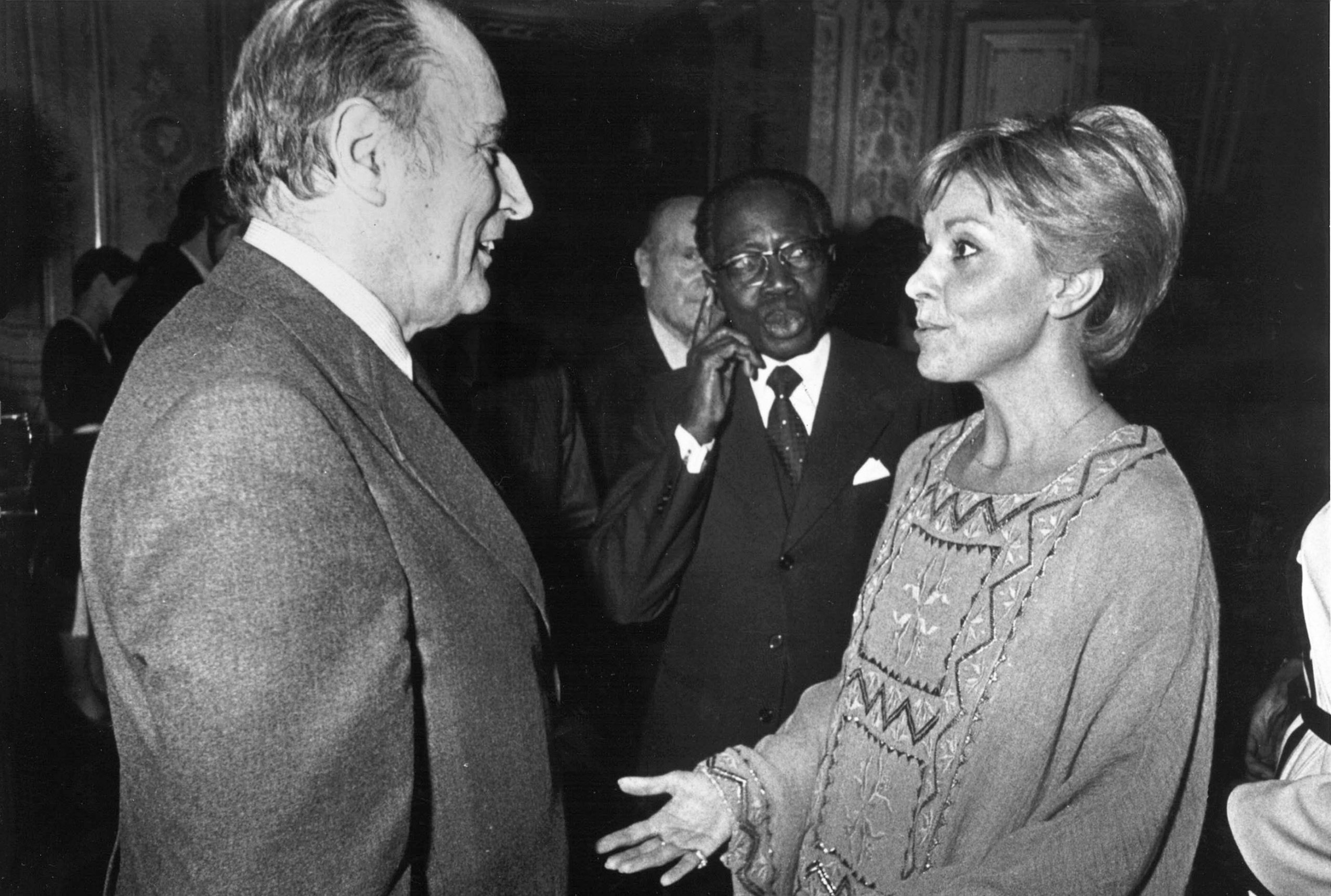 Danielle Ben Yahmed et François Mitterrand, Paris, en novembre 1981.